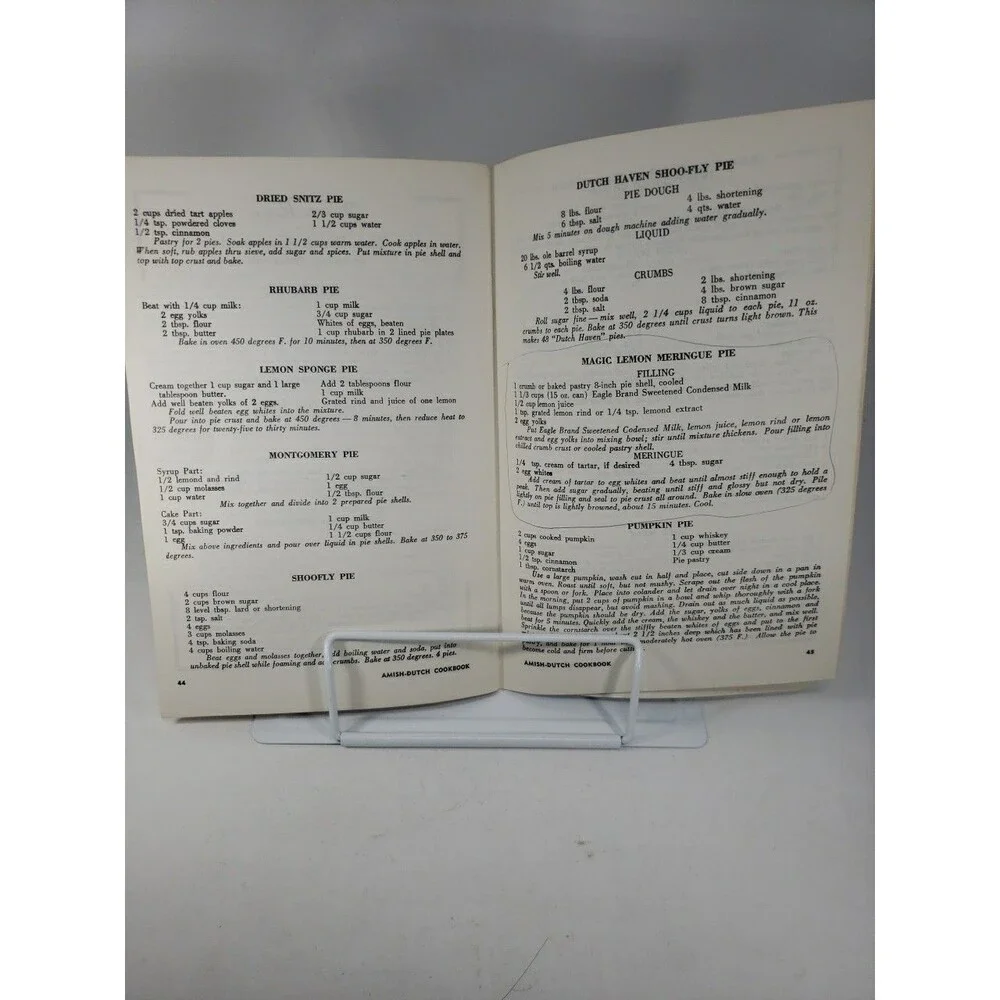 Vintage Amish Dutch Cookbook Ruth Redclay Dutch Cupboard Gettysburg PA 1960s
